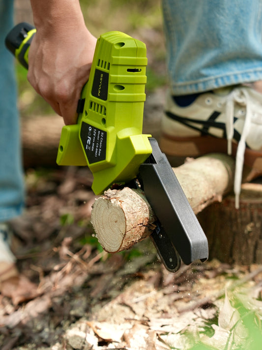 5-Inch Mini Chainsaw: SEYVUM's Powerful & Efficient Cutting Tool
